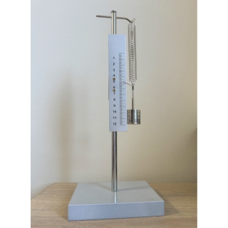 Przyrząd do demonstracji prawa Hooke'a  | Pomoce dydaktyczne do pracowni fizycznej